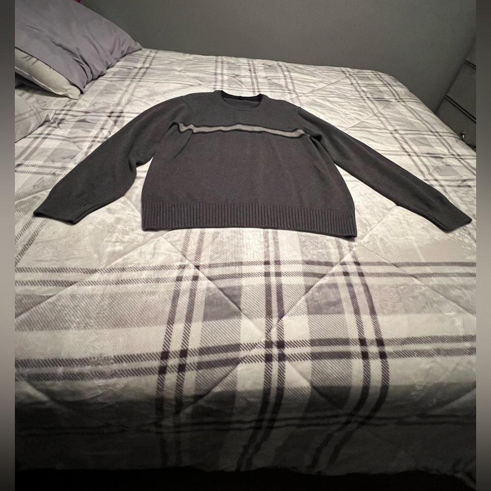Tommy Hilfiger sweater